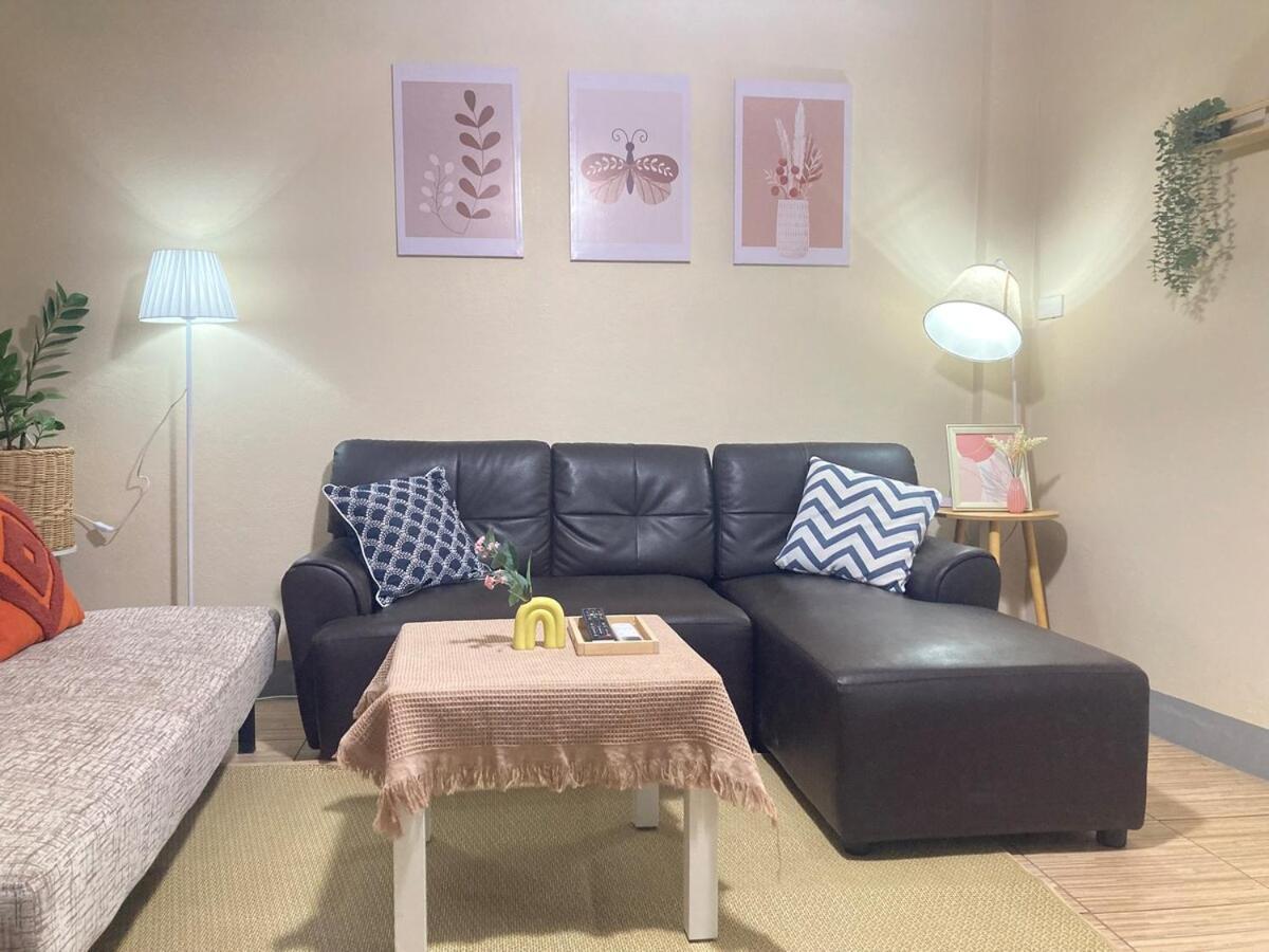 Spacious 3-storey Townhouse 6-8guests