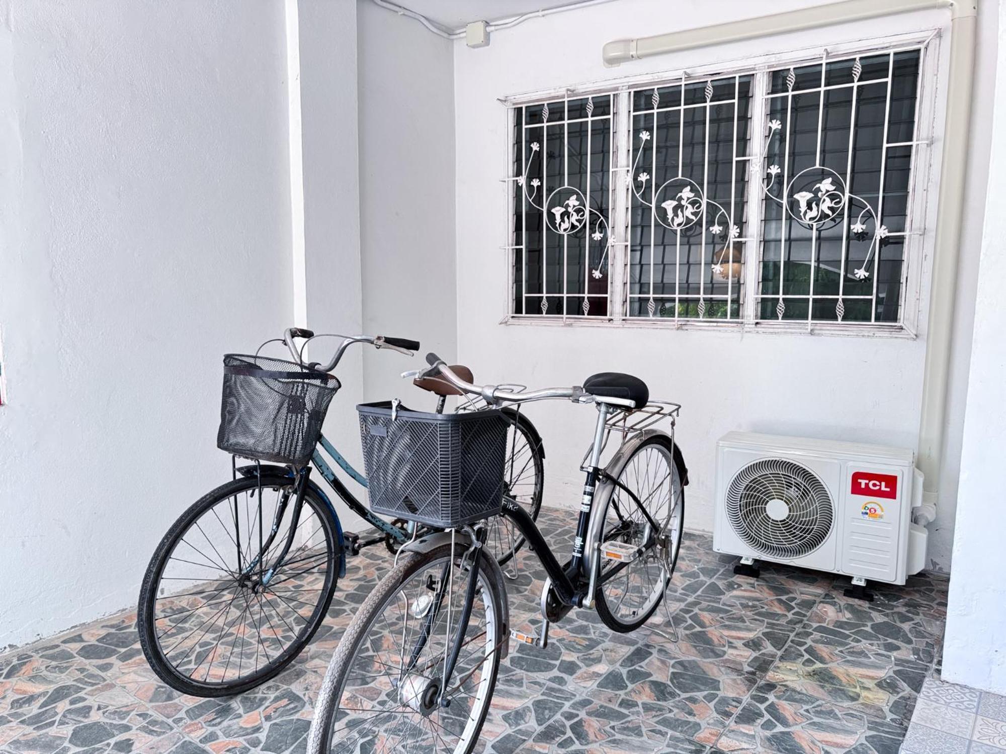Spacious 3-storey Townhouse 6-8guests * Chiang Mai