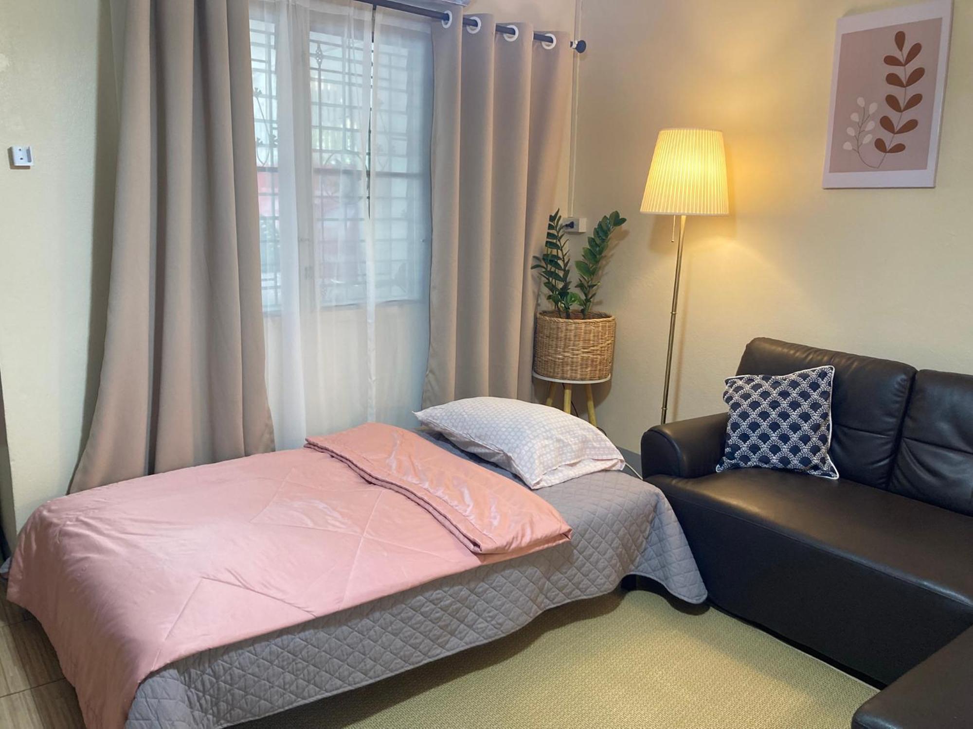 Holiday home Spacious 3-storey Townhouse 6-8guests Chiang Mai
