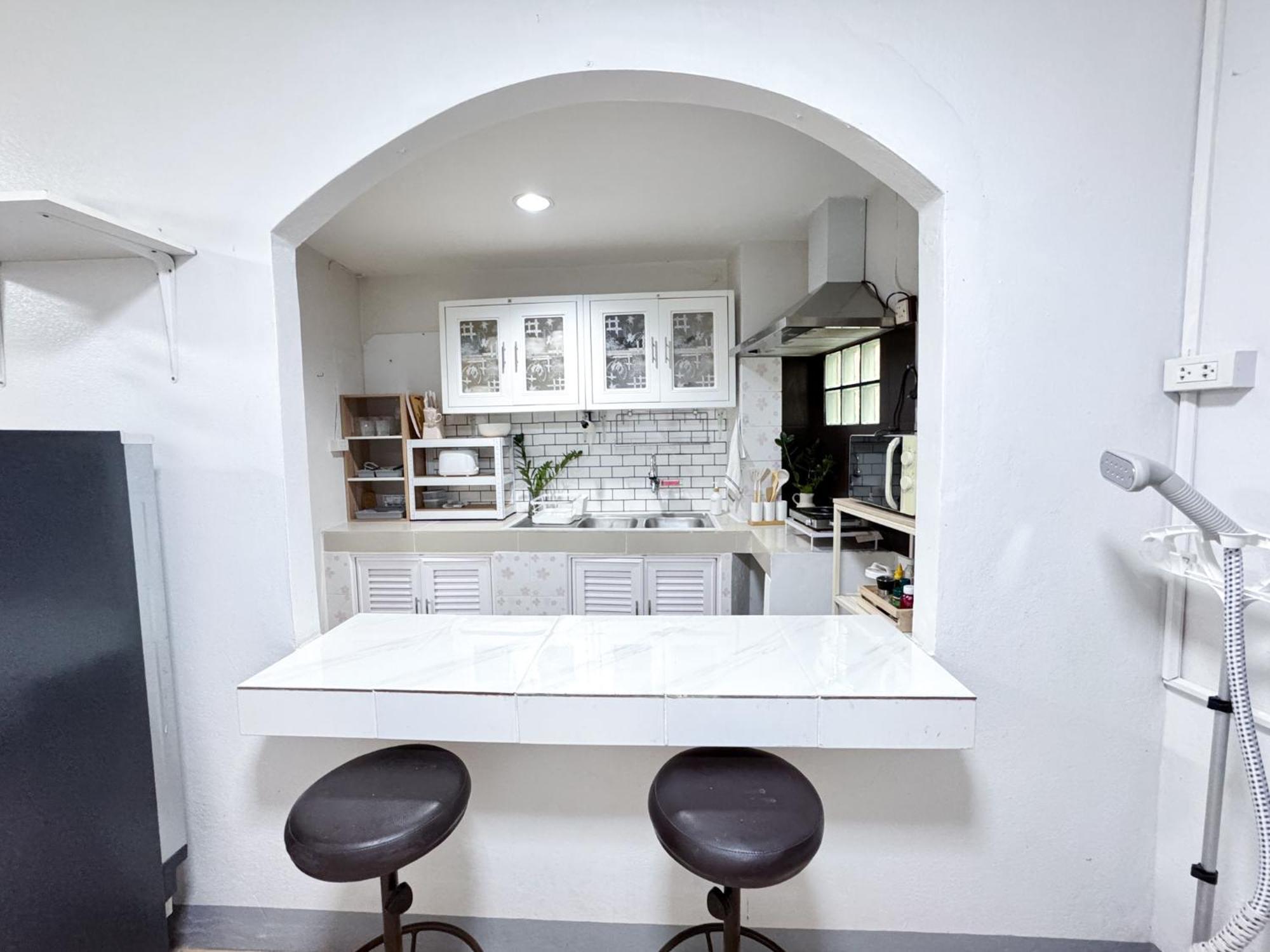 Spacious 3-storey Townhouse 6-8guests Holiday home