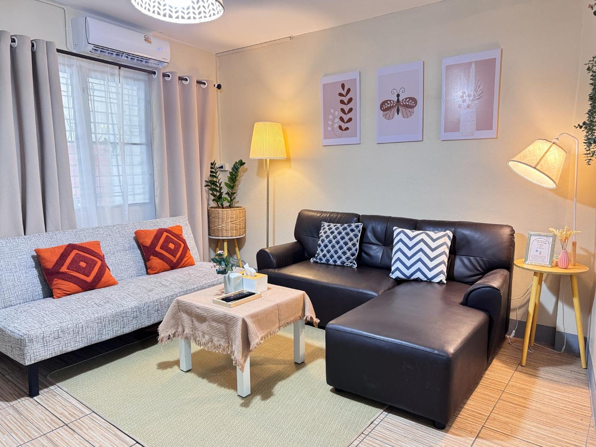 Holiday home Spacious 3-storey Townhouse 6-8guests Chiang Mai